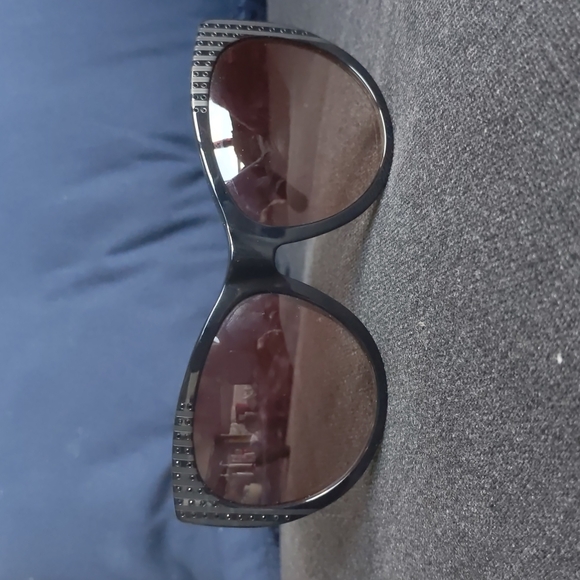 Swarovski Sunglasses - Picture 3 of 5